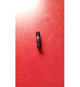 Шпилька тягового моста ЕВ687 (полуось)