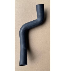 Патрубок радиатора нижний TD27