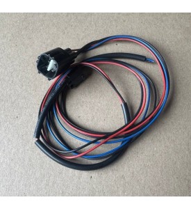 Микропереключатель с проводами к гидрораспределителю